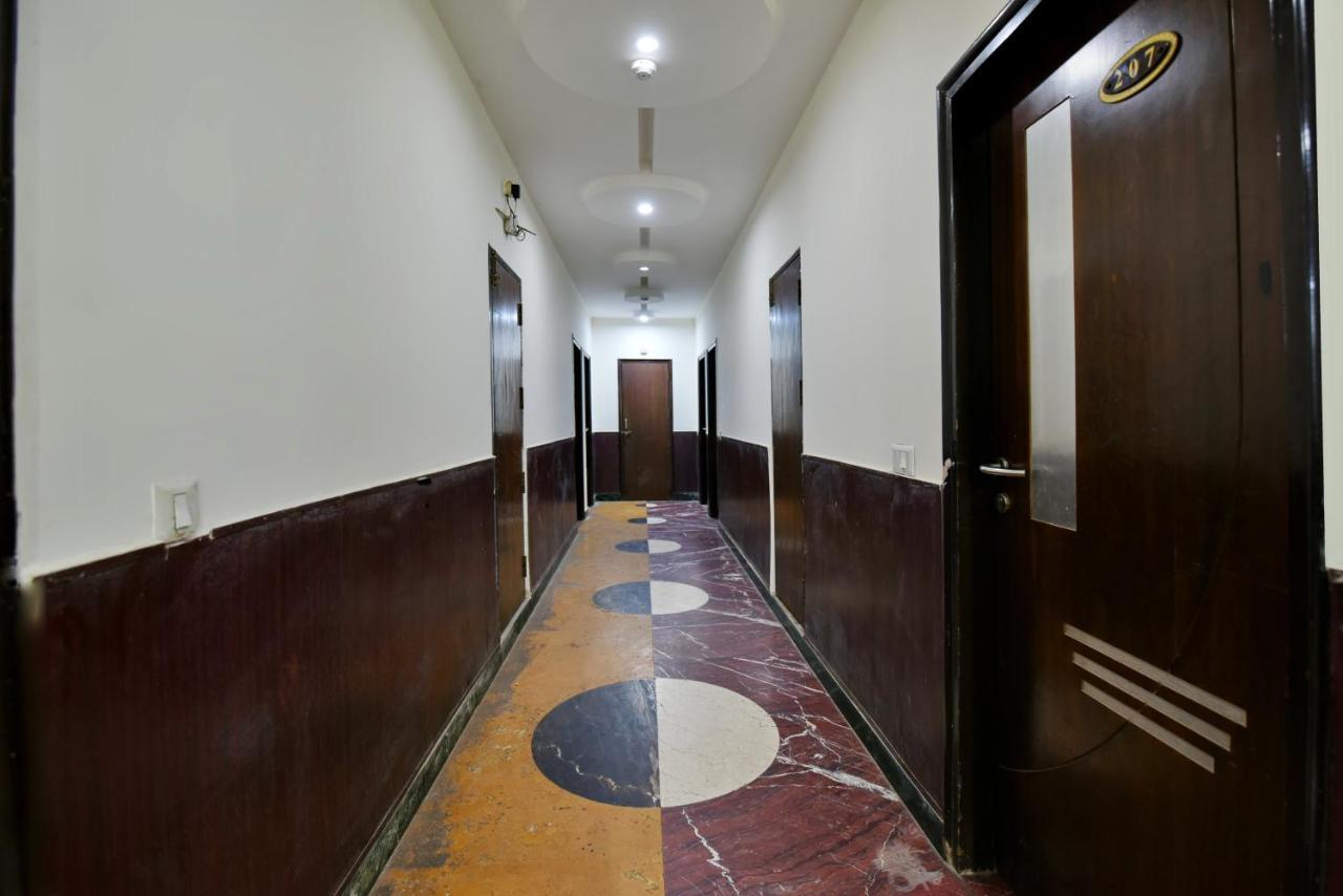 Hotel Revels By A1Rooms Nueva Delhi Exterior foto