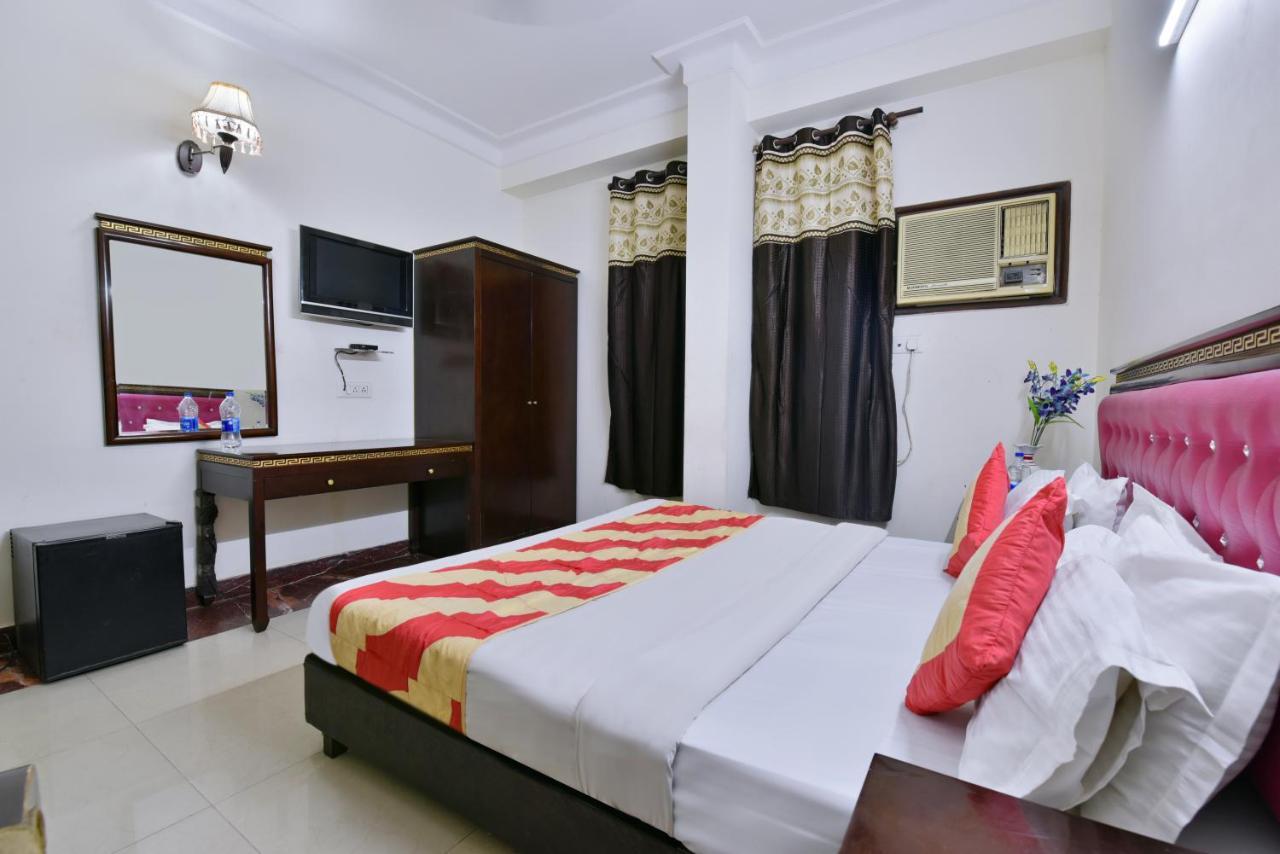 Hotel Revels By A1Rooms Nueva Delhi Exterior foto